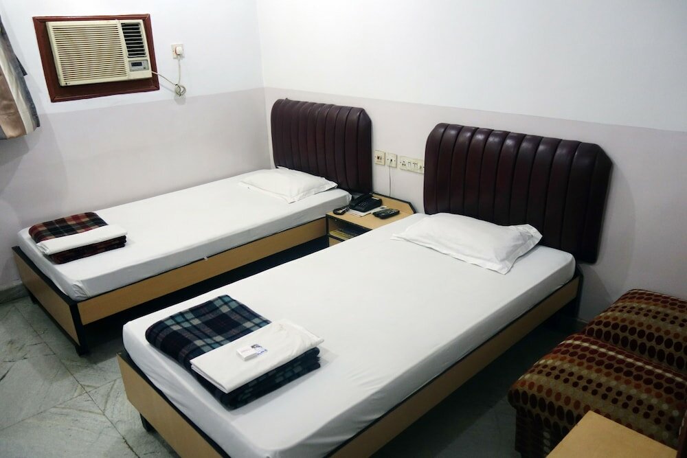 Фото Hotel Akash Ganga