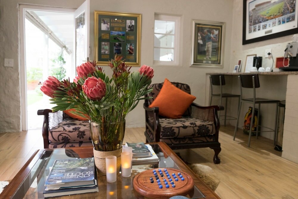 Фото 5 Camp Street Guesthouse & Self-catering