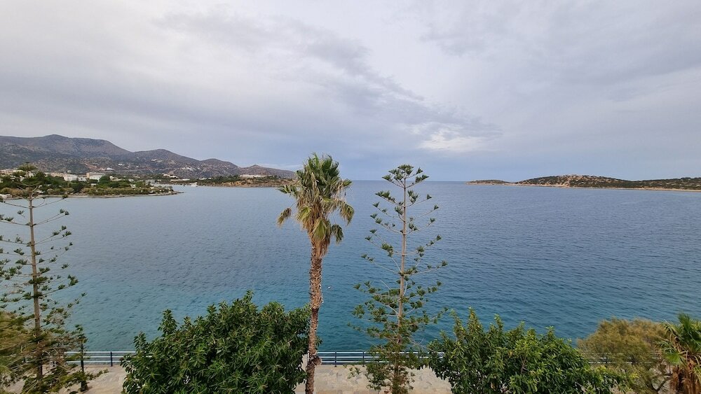 Фото Melas Apartments