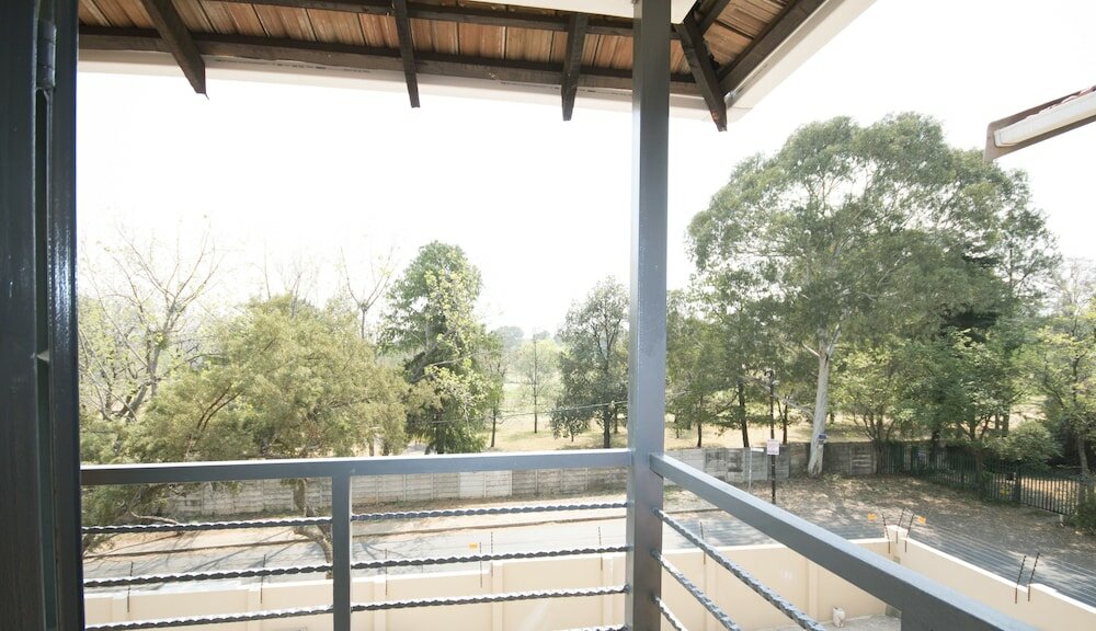 Фото Khamanzi Lodge and Tours