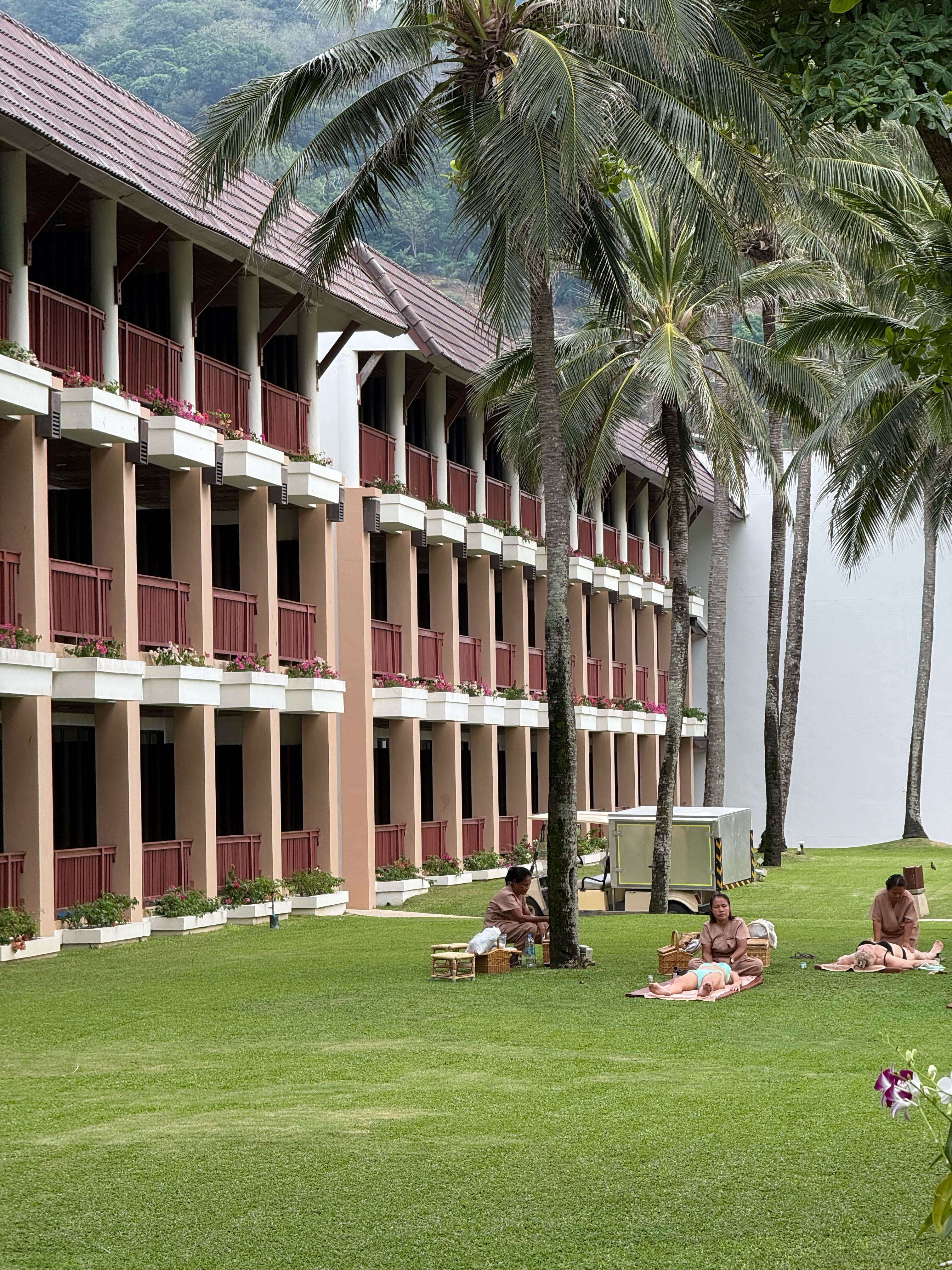 Фото Katathani Phuket Beach Resort