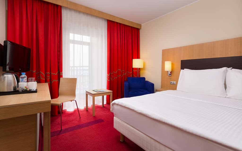 Фото Cosmos St. Petersburg Nevsky Hotel