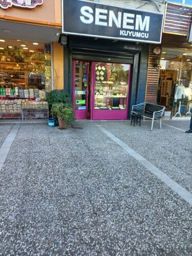 Senem Kuyumculuk Fotoğraf 1