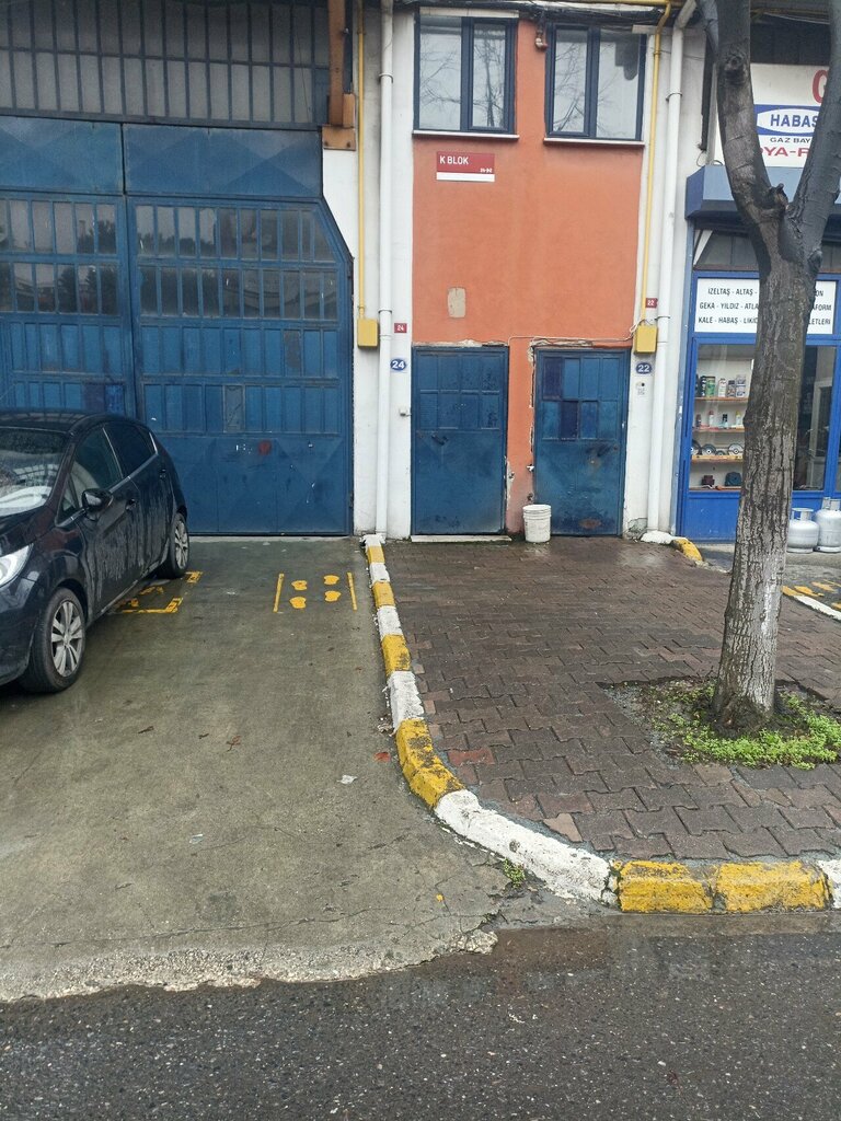 Medical equipment MoTeC, Istanbul, photo