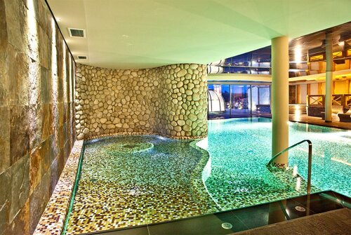 Гостиница Hotel Głęboczek Vine Resort & SPA