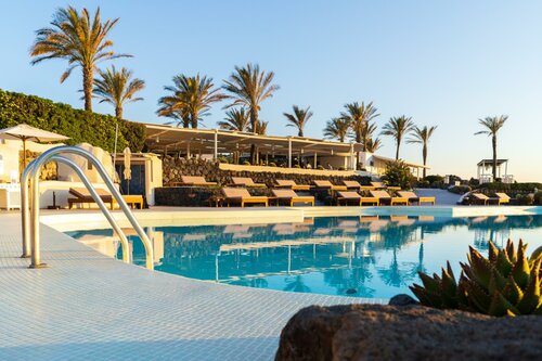 Гостиница Therasia Resort Sea & SPA