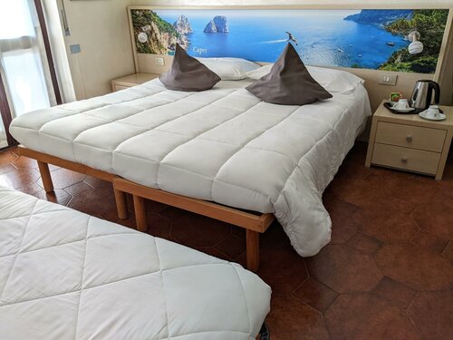 Гостиница Hotel Montecarlo в Леньяно