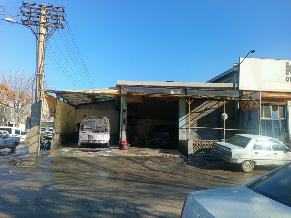 Car wash Squeaky Clean Auto Wash, Konya, photo