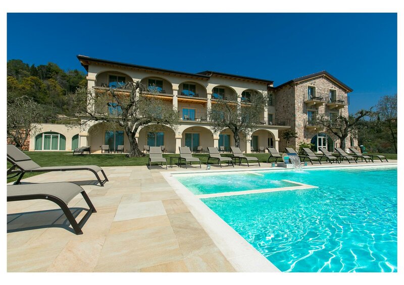 Гостиница Cà Barbini Resort в Гарде