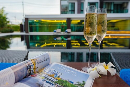 Гостиница Wyndham Phuket Airport на Пхукете