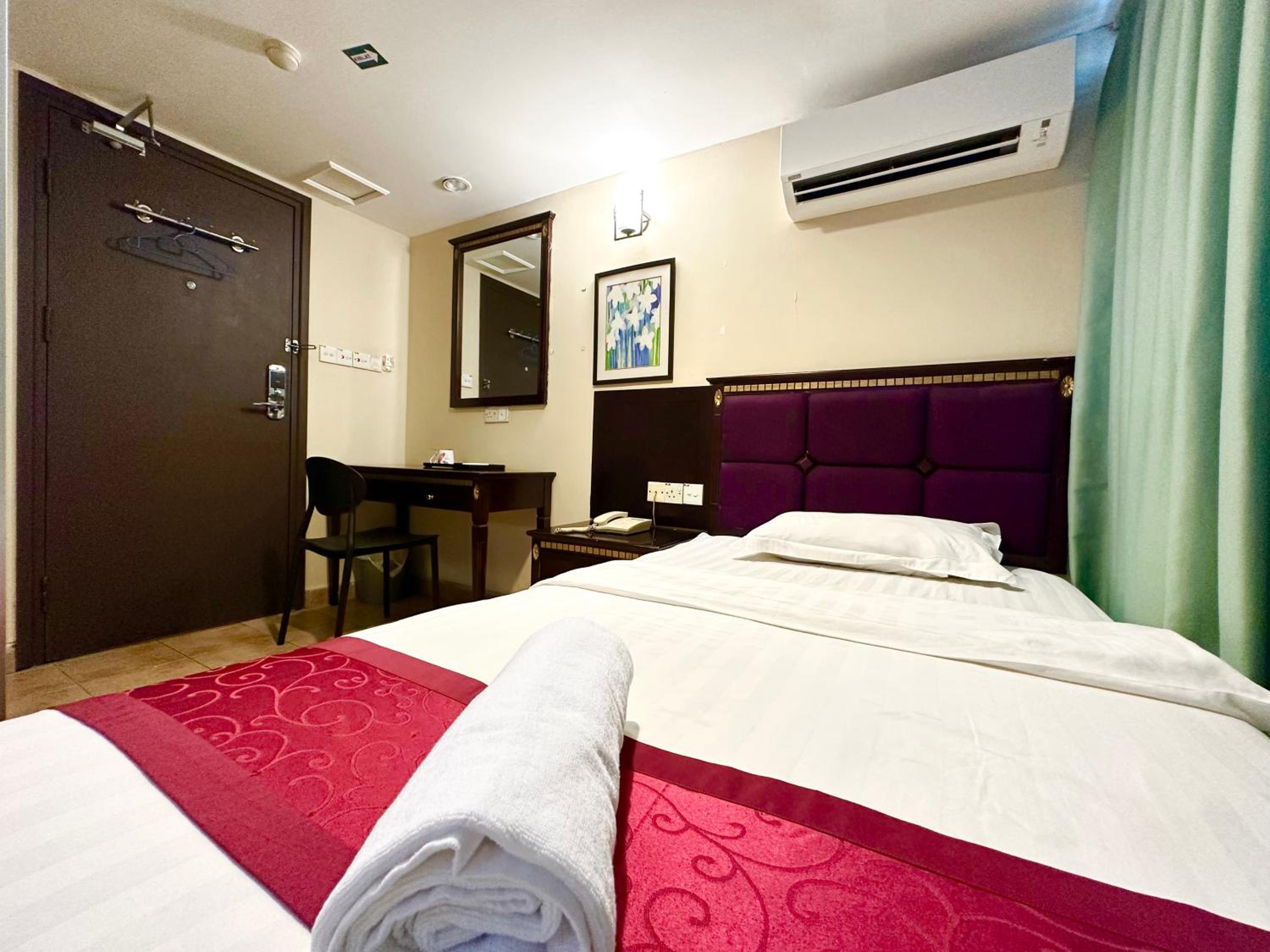 Фото Valley Hotel