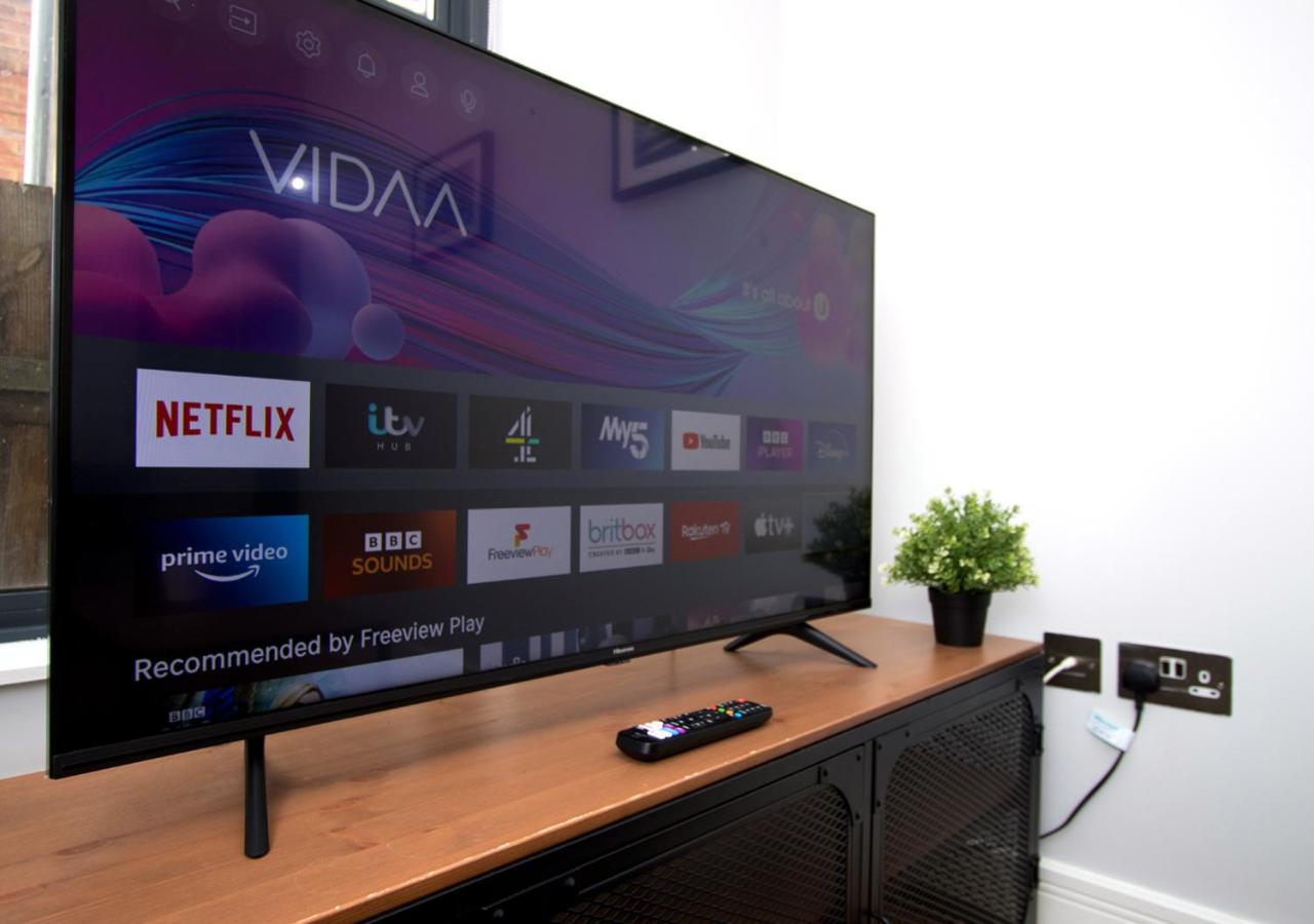 Фото Westciti Caroco Aparthotel