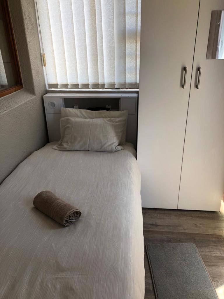 Фото Amies Self-catering Apartments