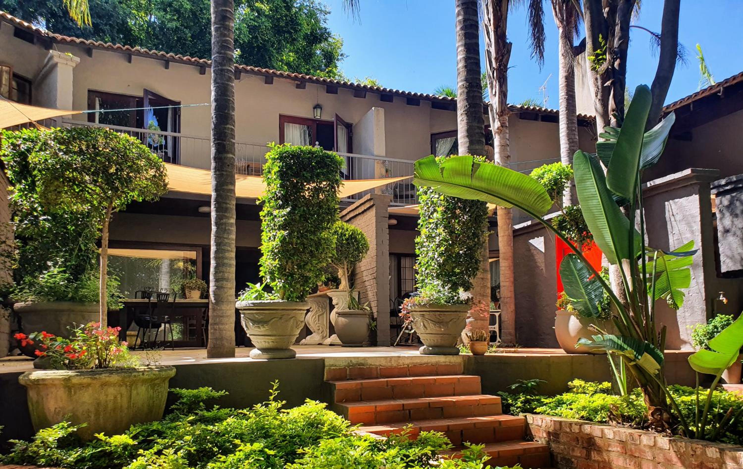 Фото Waterhouse Guest Lodges 295 Indus Street