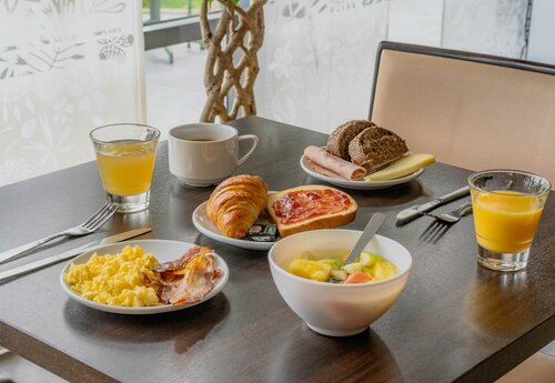Гостиница B&b Hotel Calais Terminal Cité de l'Europe 4 в Кале