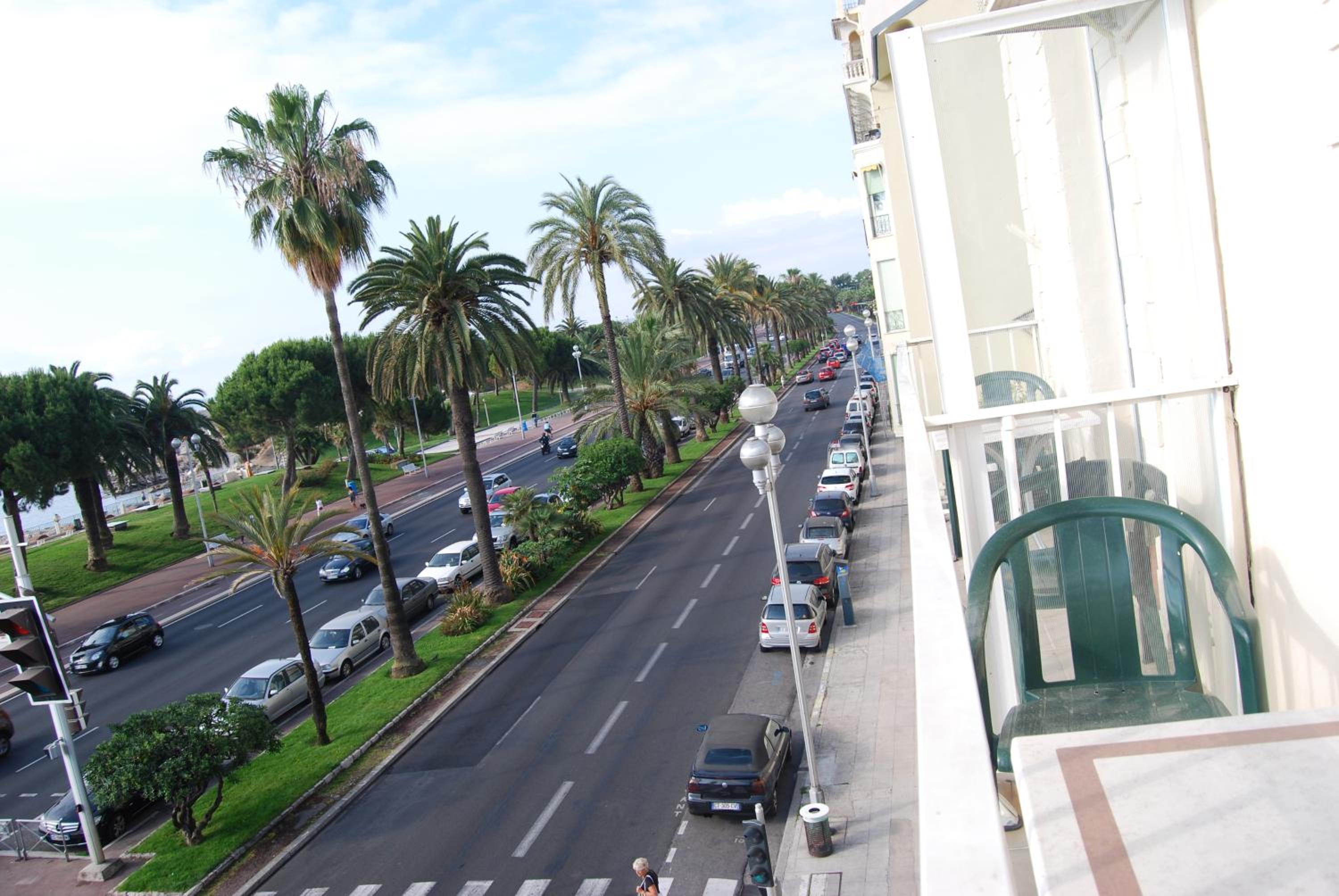 Фото Hôtel Azur