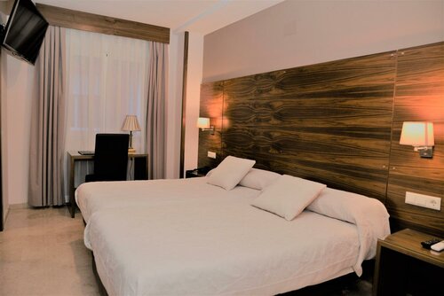 Гостиница Hotel Escudero в Сьюдад-Реаль