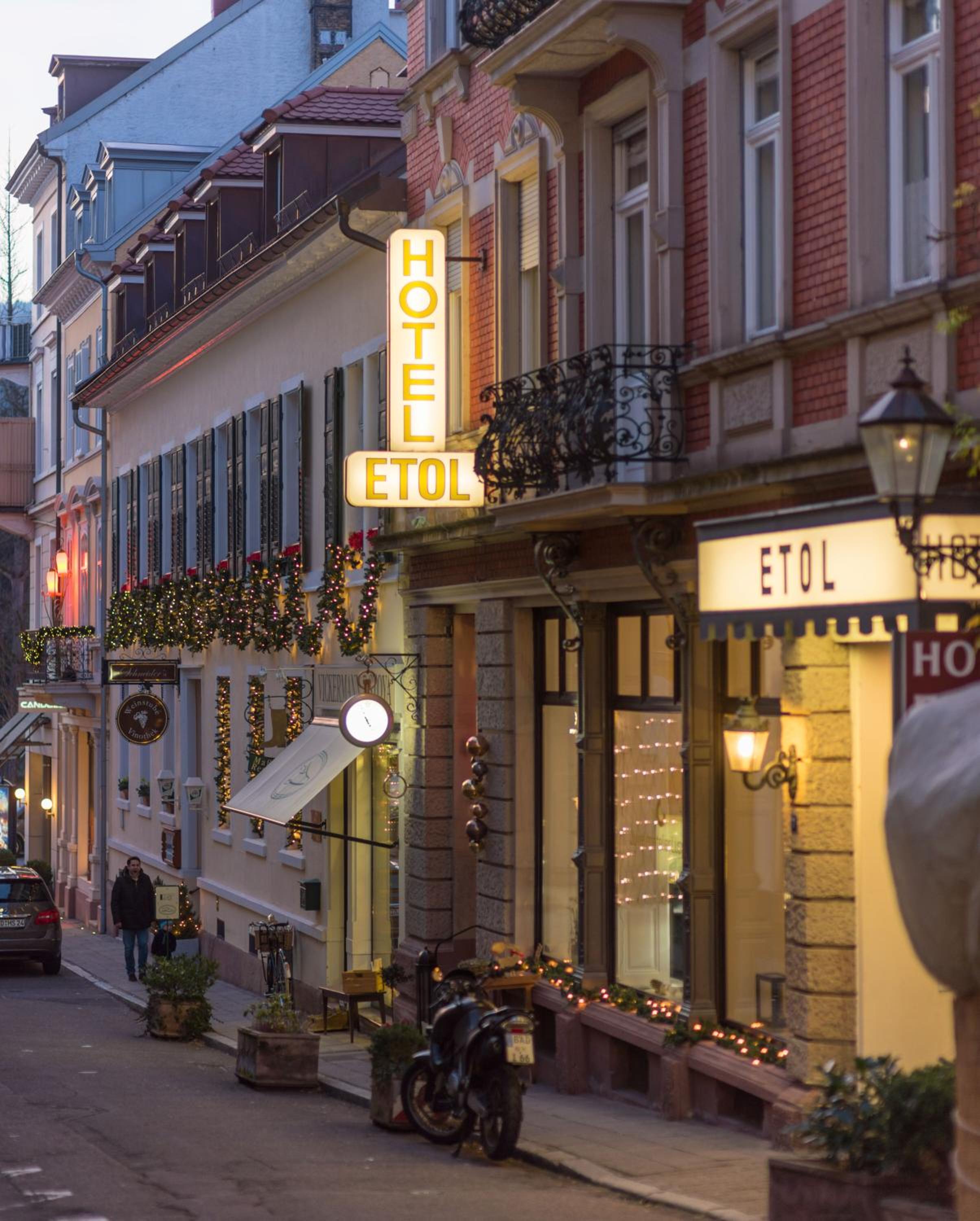 Фото отеля 3