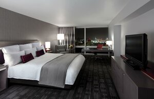 Гостиница Loews Hollywood Hotel