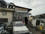 Karakayalilar (Konya, Karatay, Fevzicakmak Neighborhood, 10586th Street, 11), car disassembly