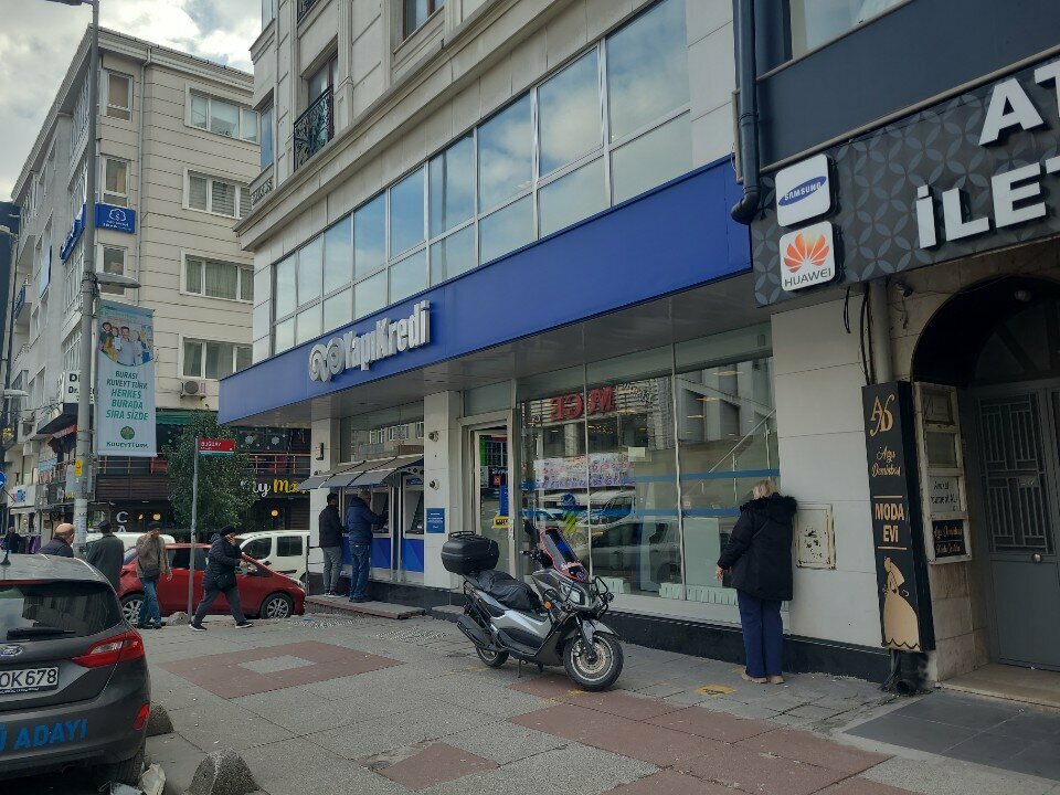 Bank Yapi Kredi, Istanbul, photo