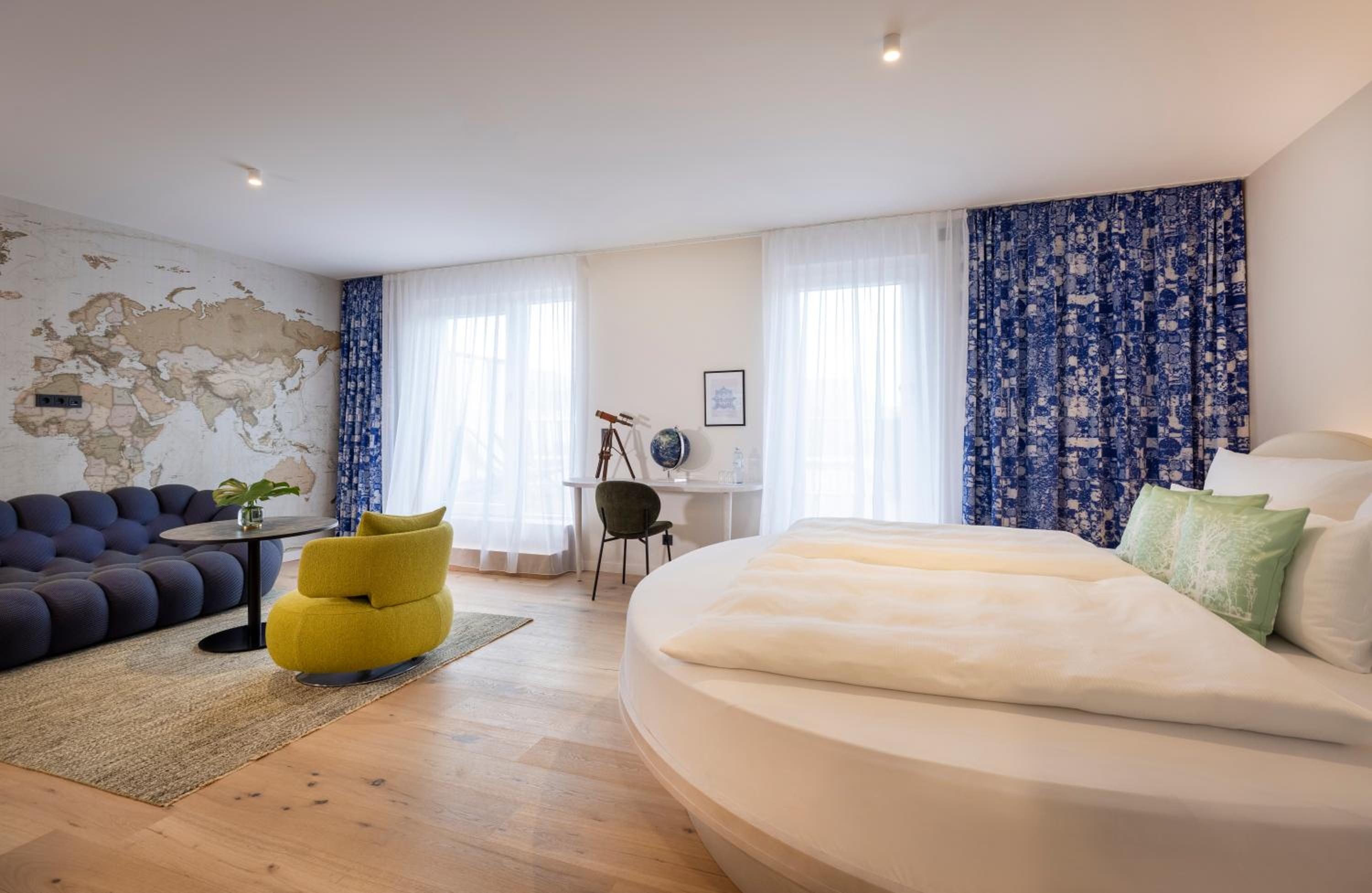 Фото Arcotel HafenCity Dresden