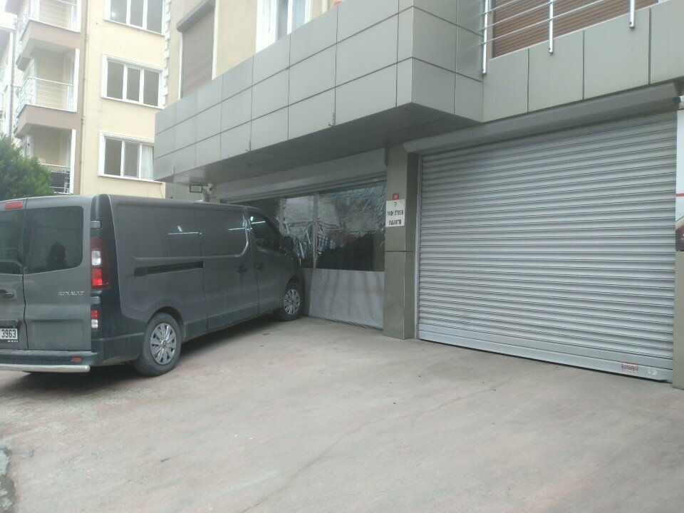 Auto glass Ahmet Oto Cam Film Kilit ve Sunroof Tamiri, Istanbul, photo