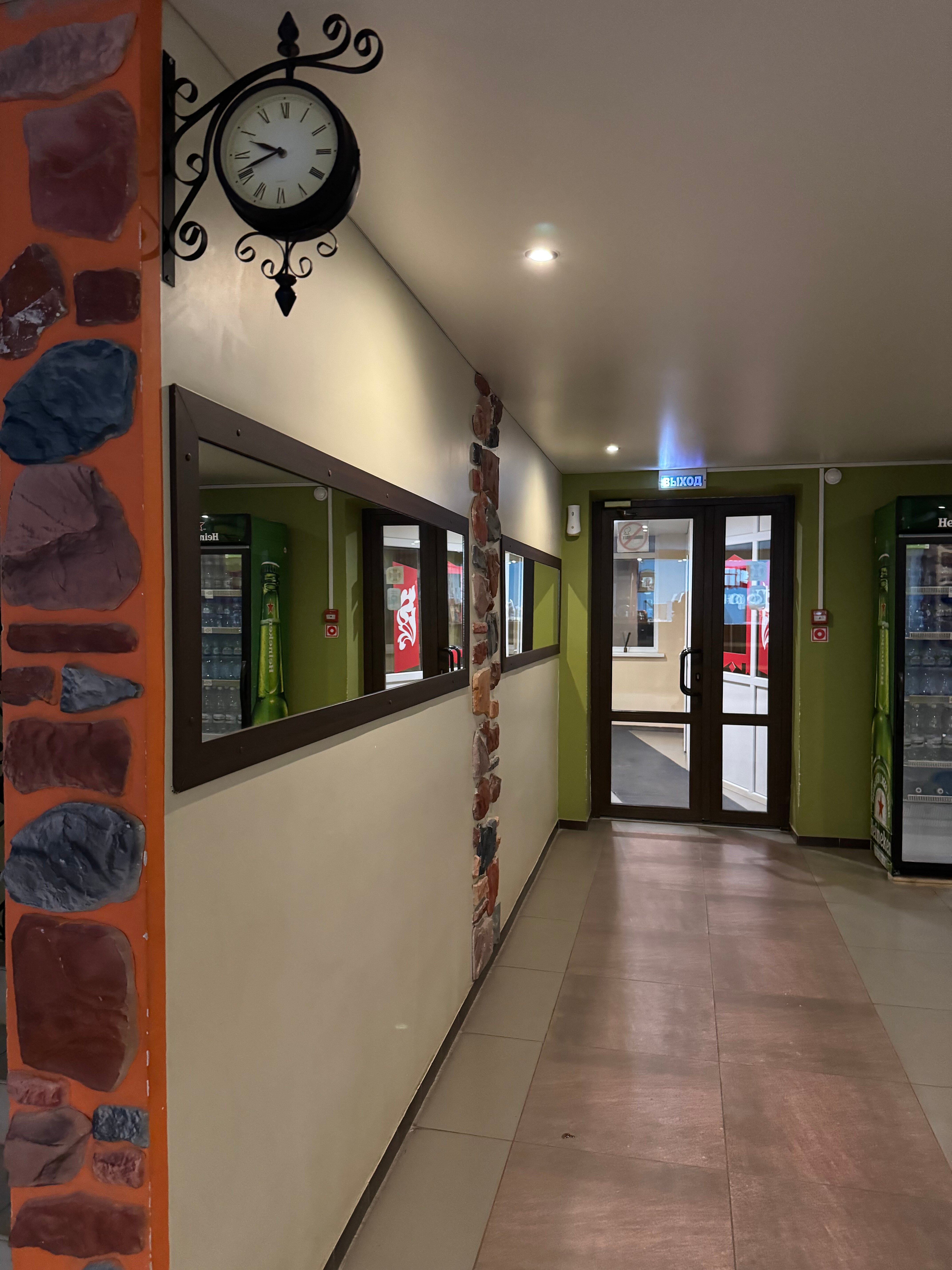 Фото Горница