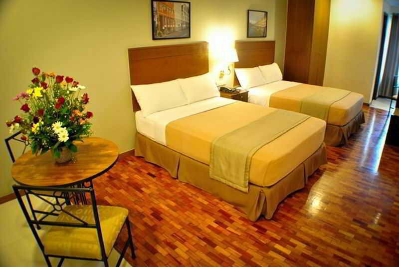 Фото Fersal Hotel Kalayaan