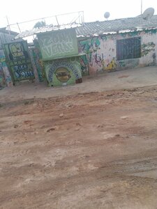 Márcia e irmãs (Luanda Province, Municipality of Luanda, Cassequel do Lourenco), fast food