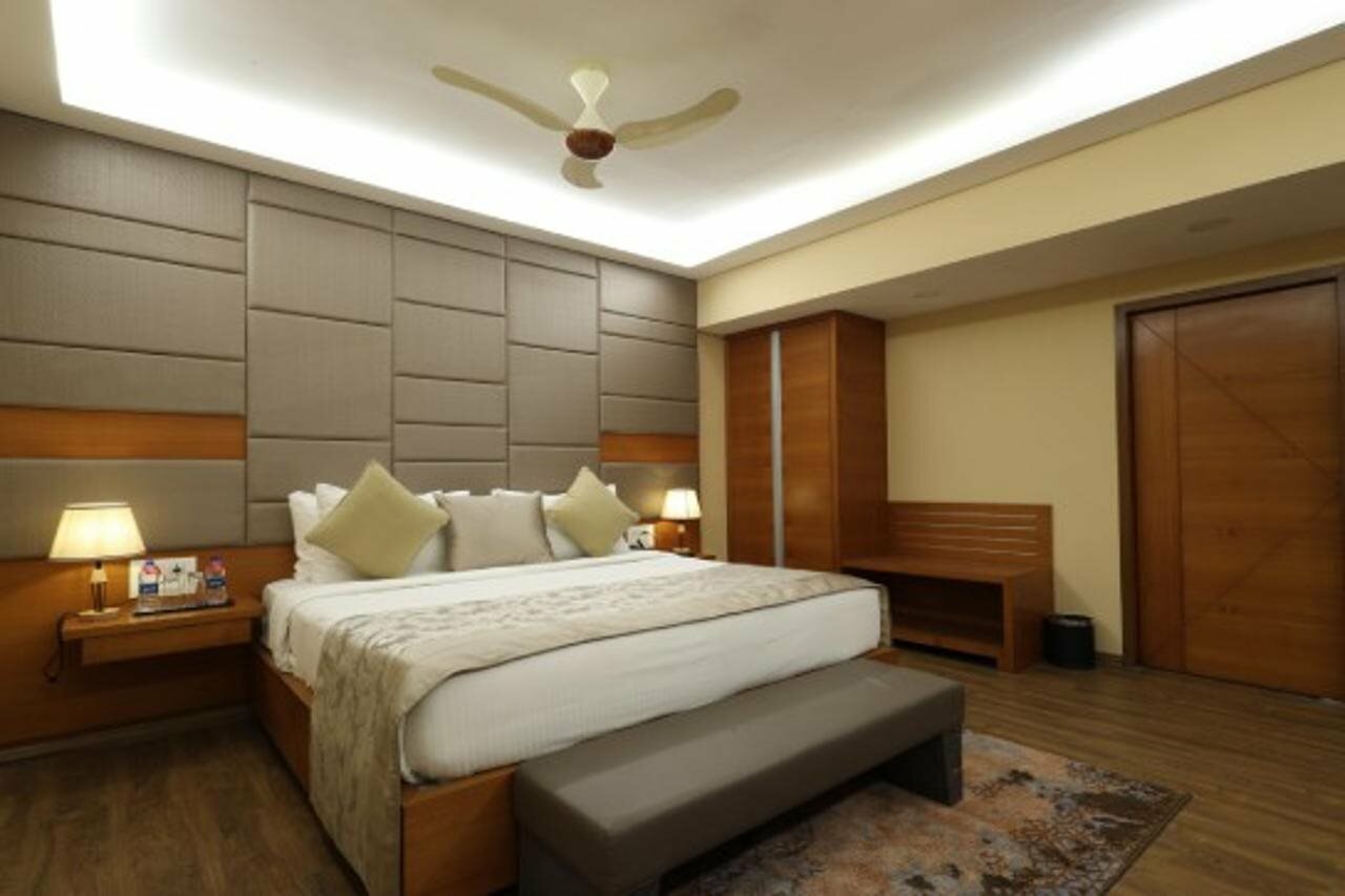 Фото Rang Lords Inn Bharuch