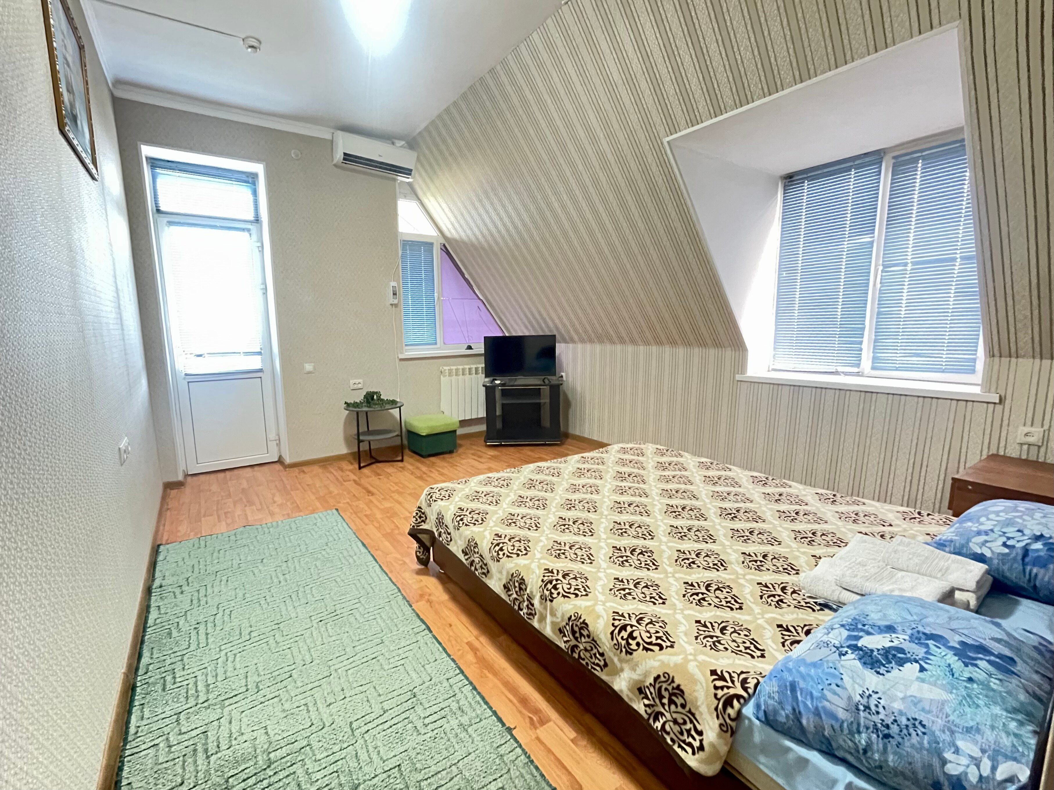 Фото Фрегат