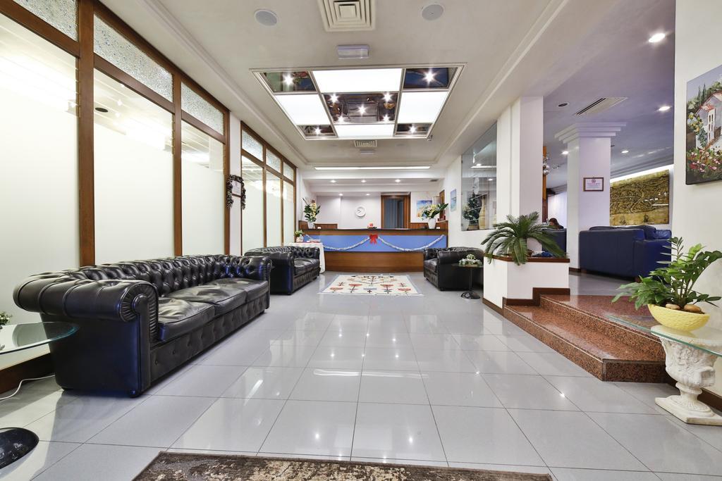 Фото Hotel Sunset