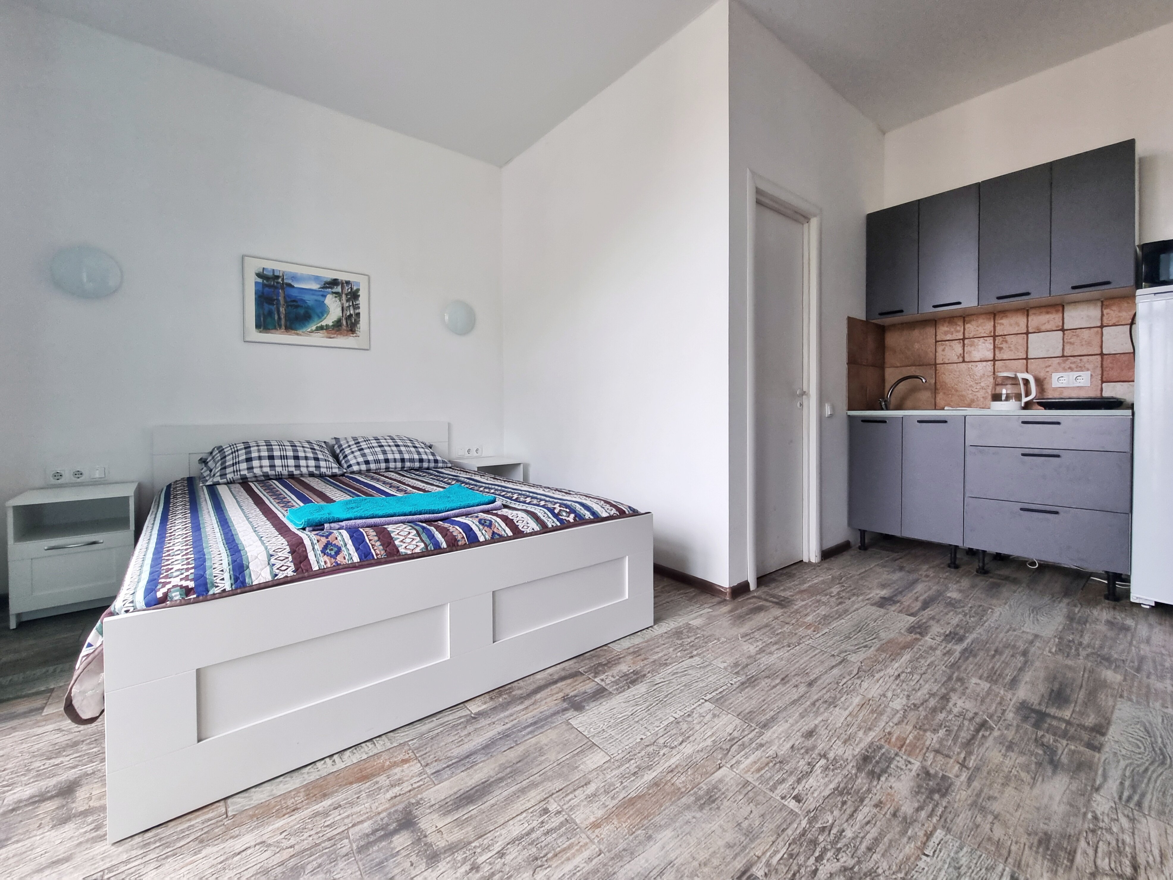 Фото Альпийская 14