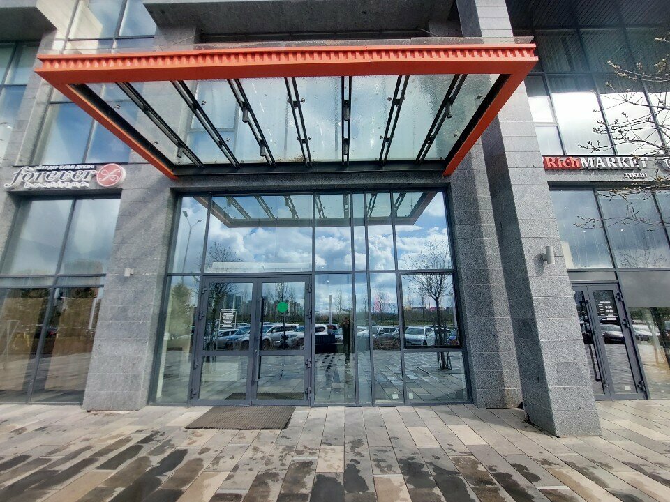 Tailor Bondini, Astana, photo