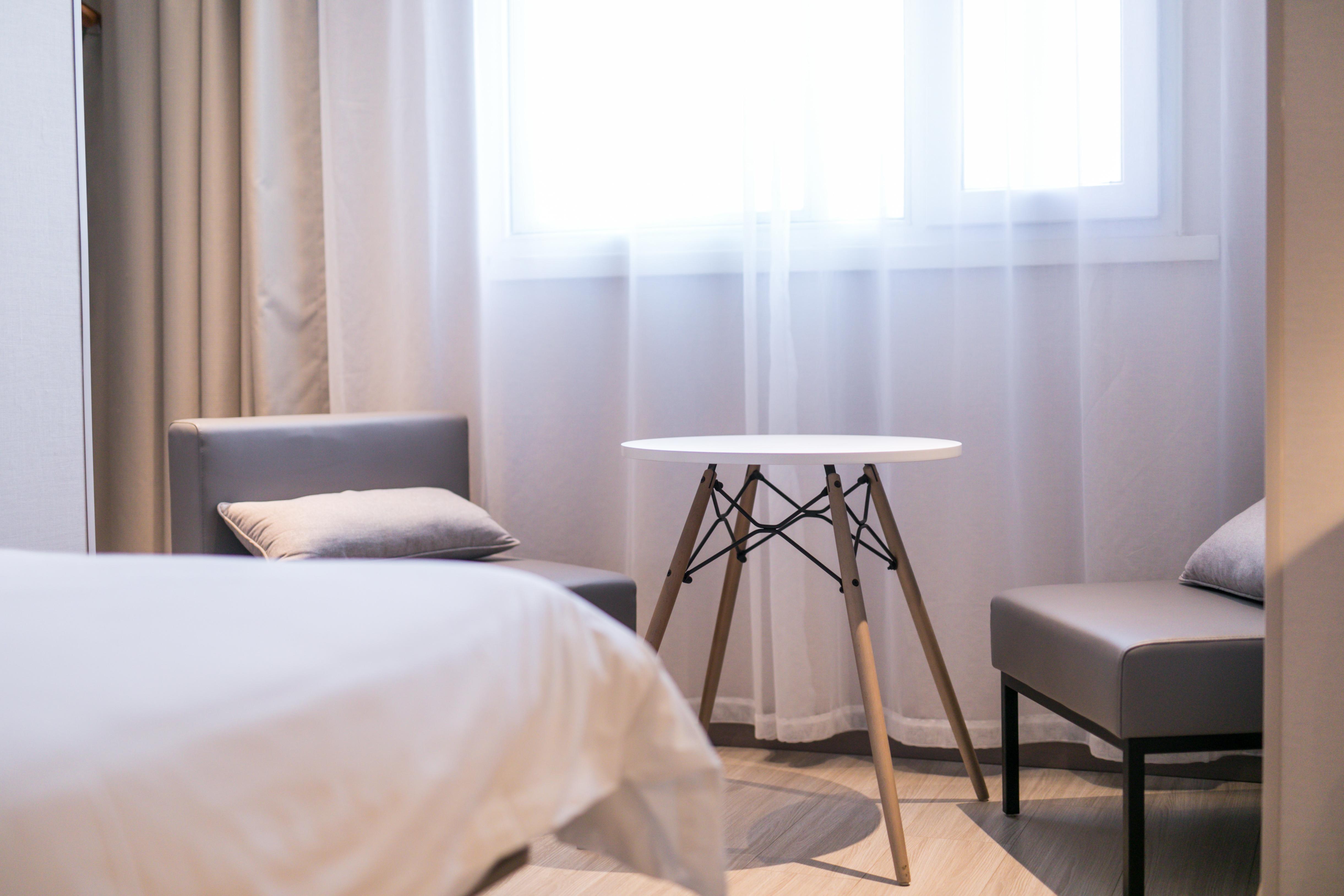 Фото Hanting Hotel Shanghai Zhongshan Park Branch 2