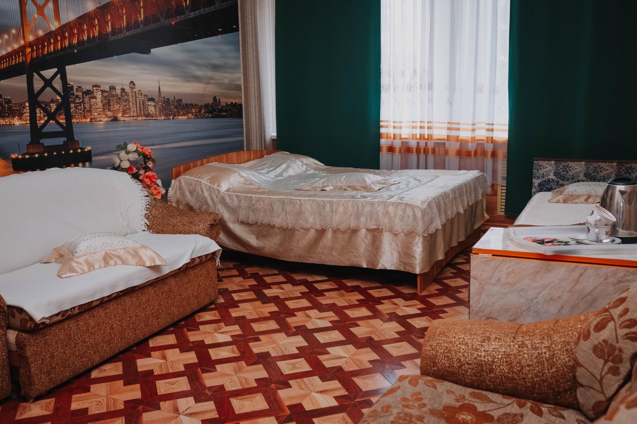 Фото отеля 2