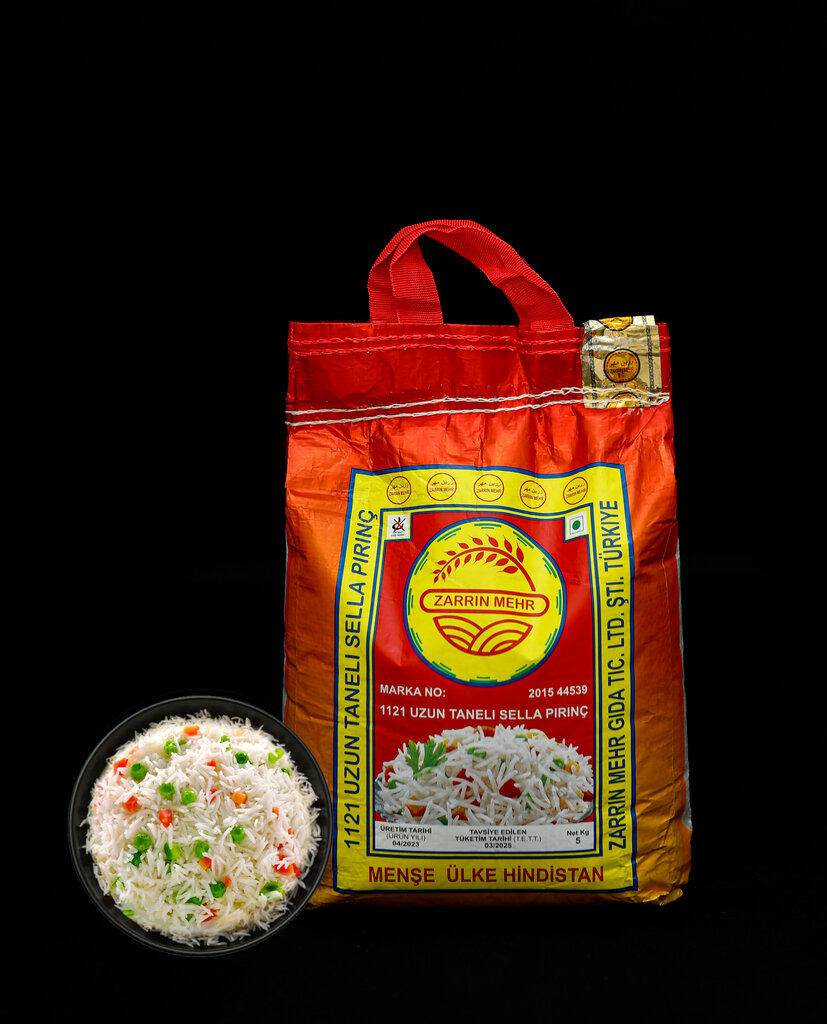 Food ingredients and spices Zarrın Mehr Basmati Rice, Istanbul, photo