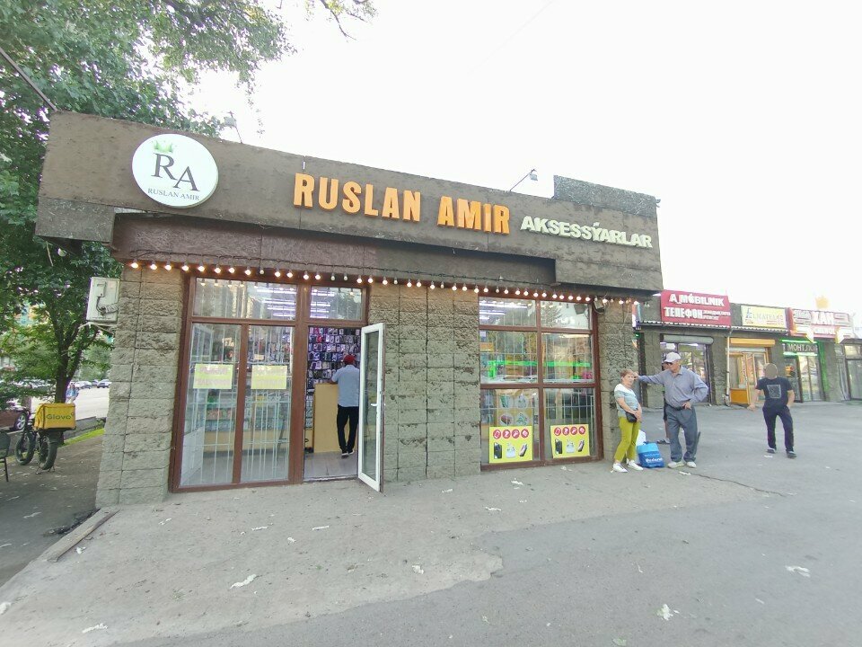 Mobile phone store Ruslan Amir, Almaty, photo