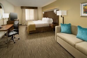 Гостиница Holiday Inn El Paso Airport