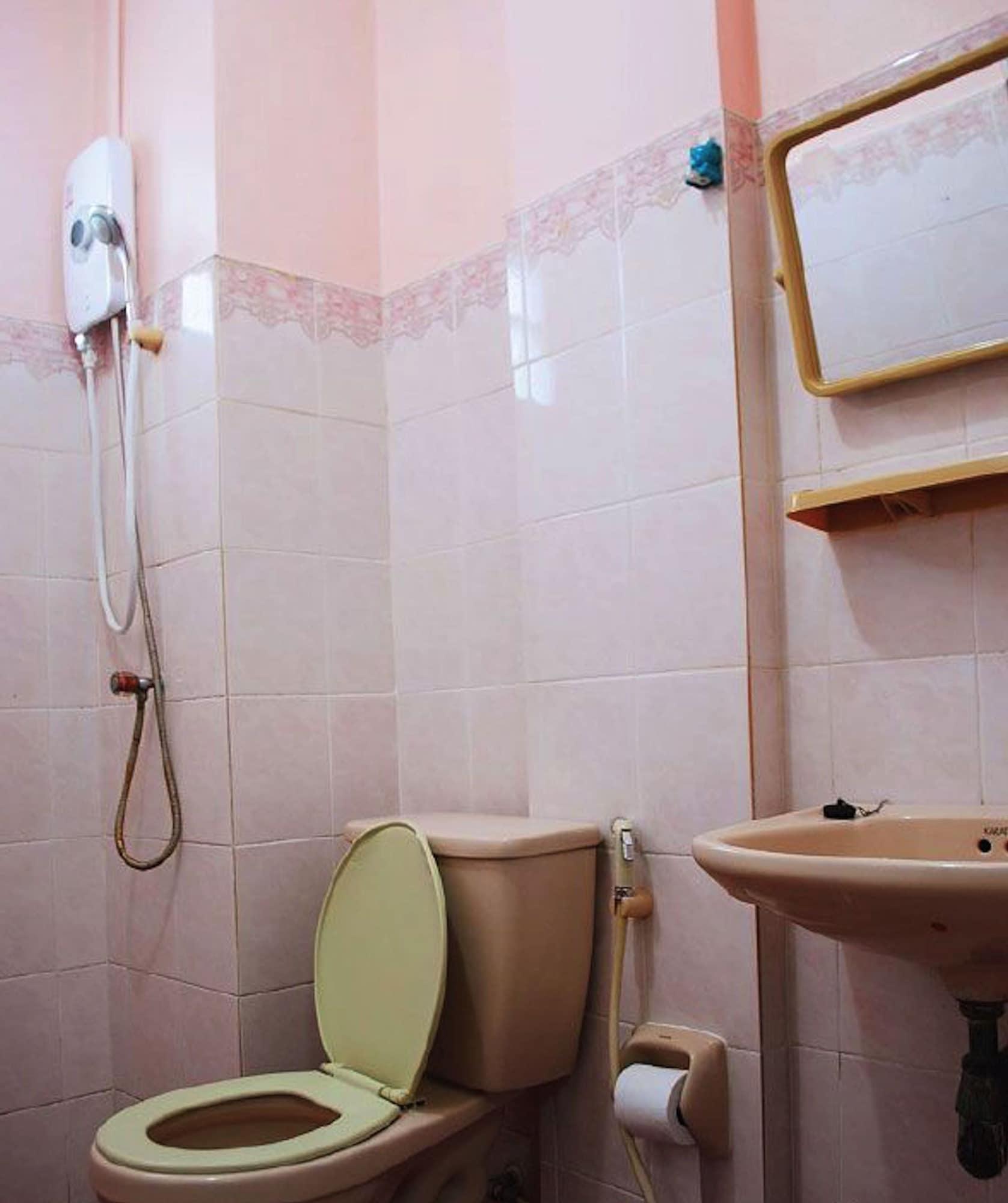 Фото Ameena Apartment