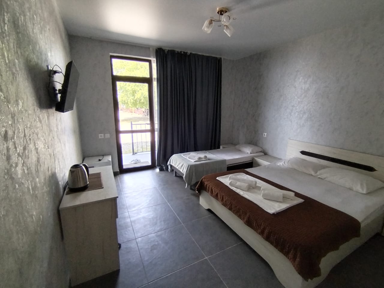 Фото Три Тополя