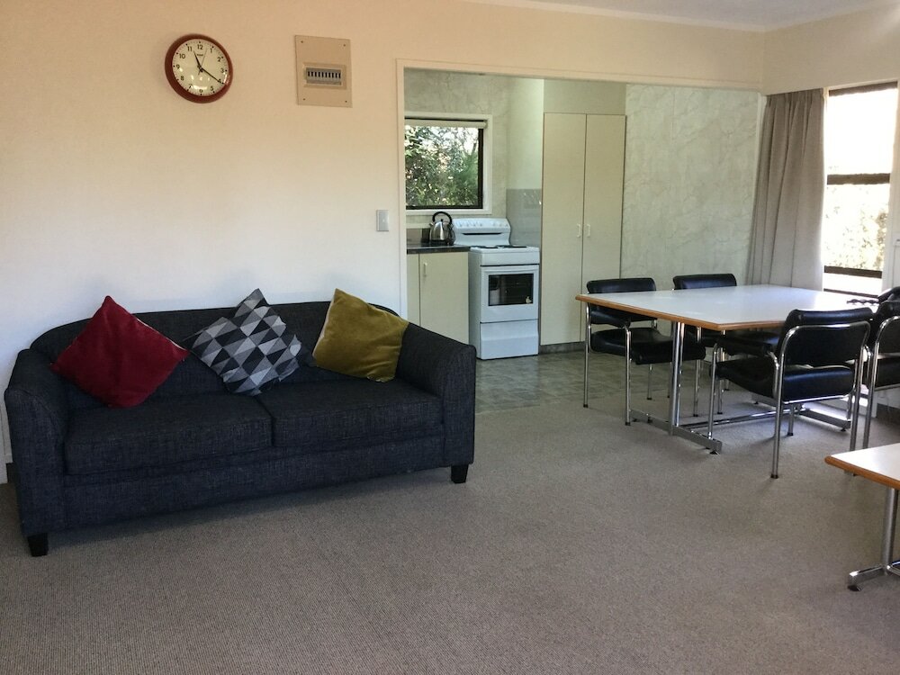 Фото Beetham Park Motel