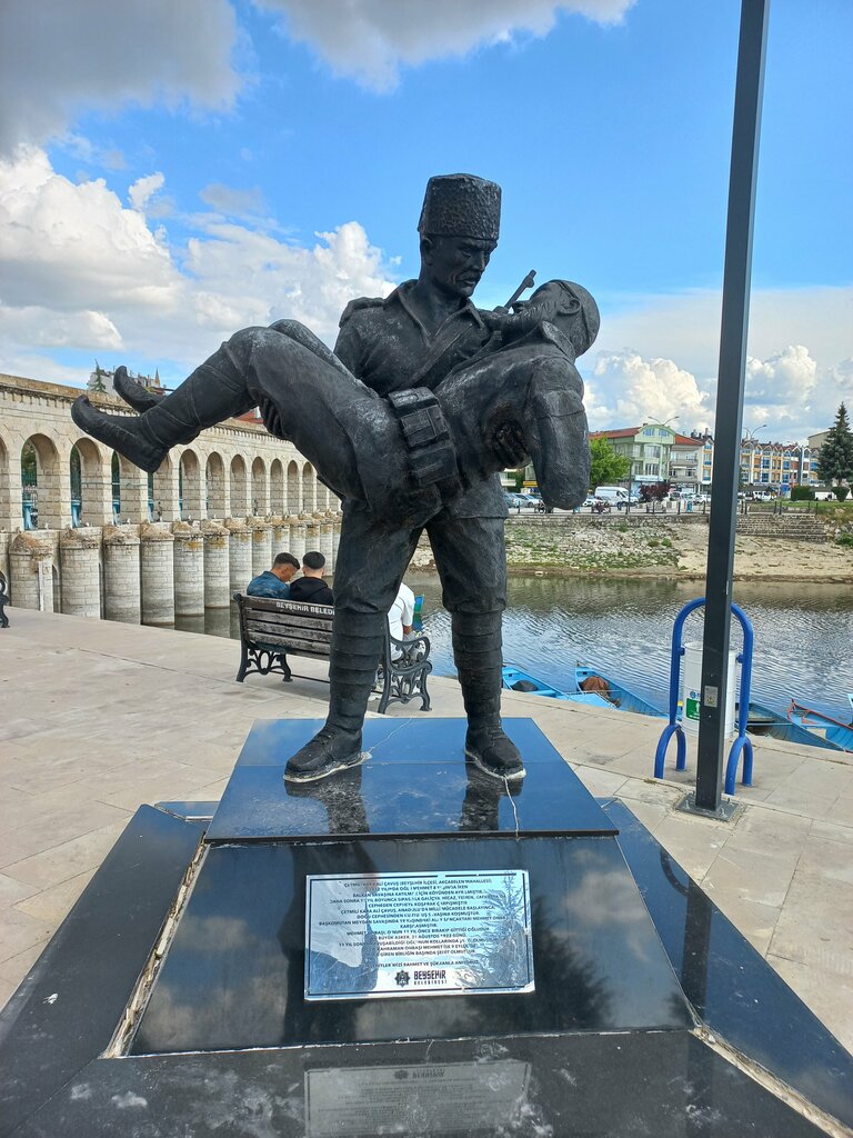 Landmark, attraction Historical Stone Bridge, Beysehir, photo
