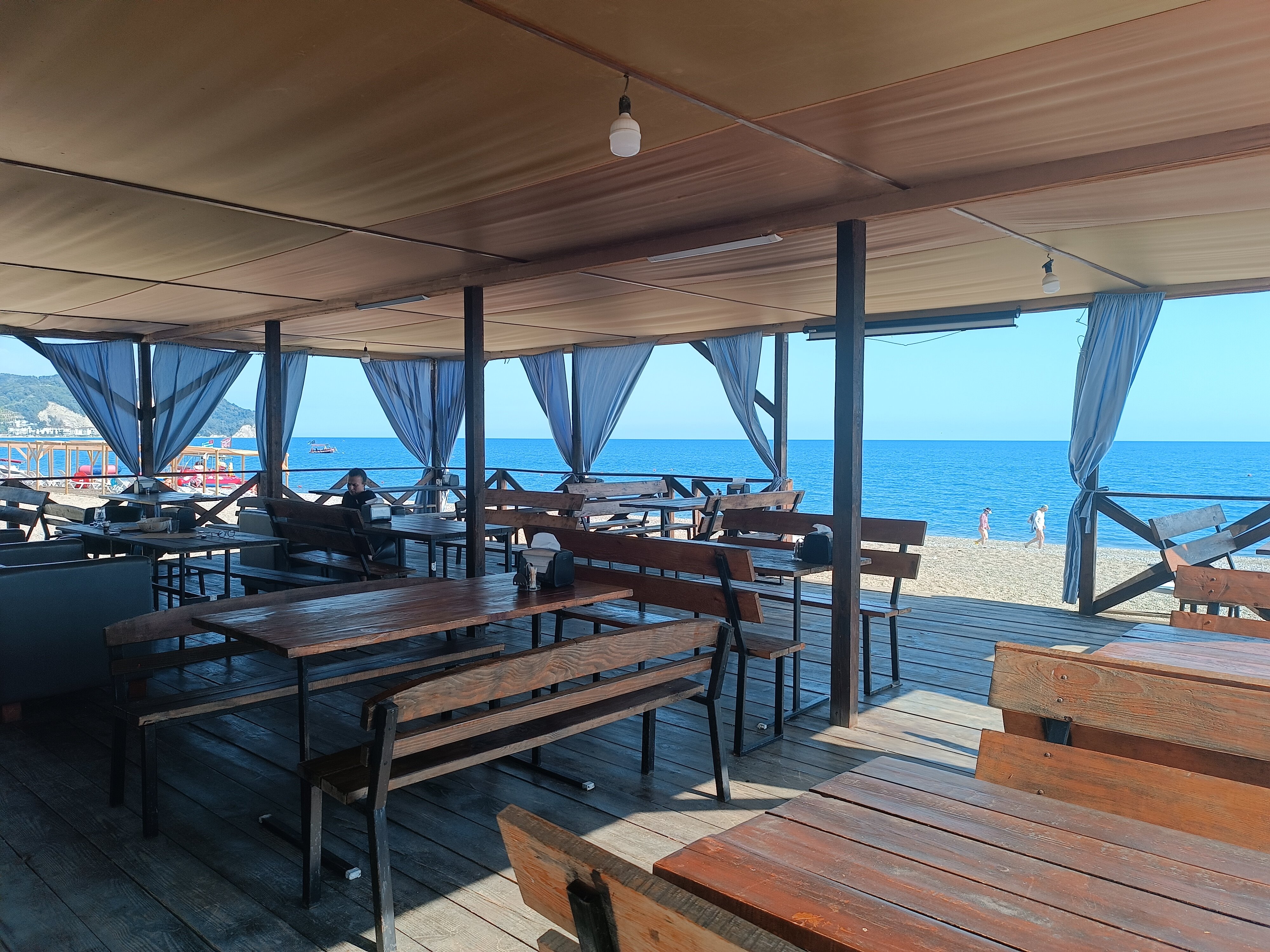 Фото Три Тополя