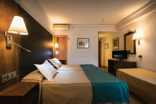 Гостиница Hotel Corregidor в Сеговии
