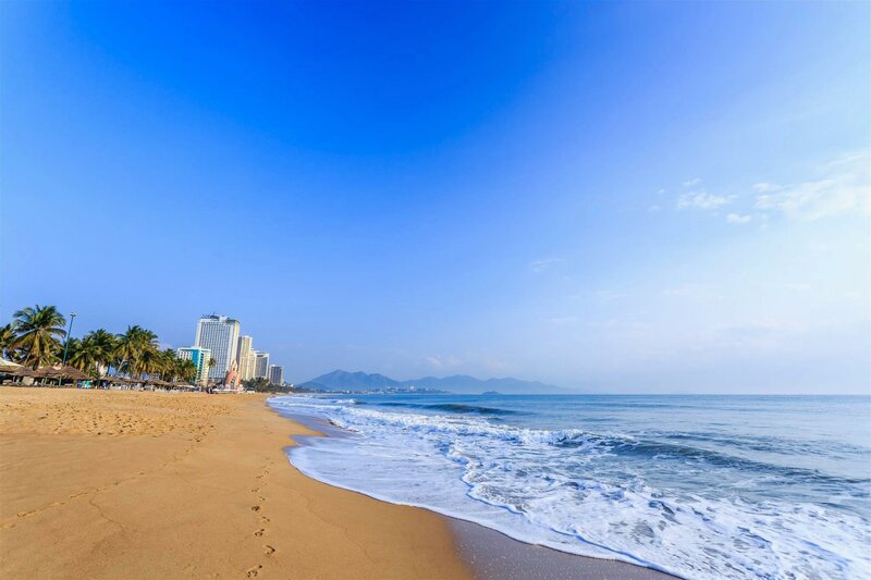 Хостел Bondi Backpackers Nha Trang в Нячанге