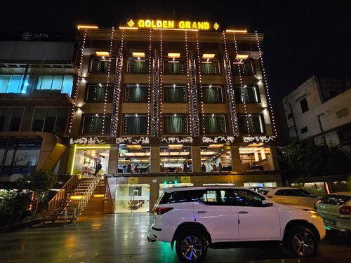 Гостиница Hotel Golden Grand в Дели