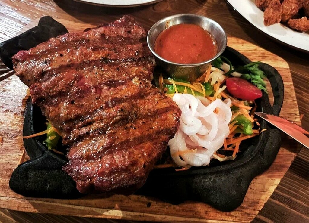 Кафе Мясо на углях, Хабаровск, фото