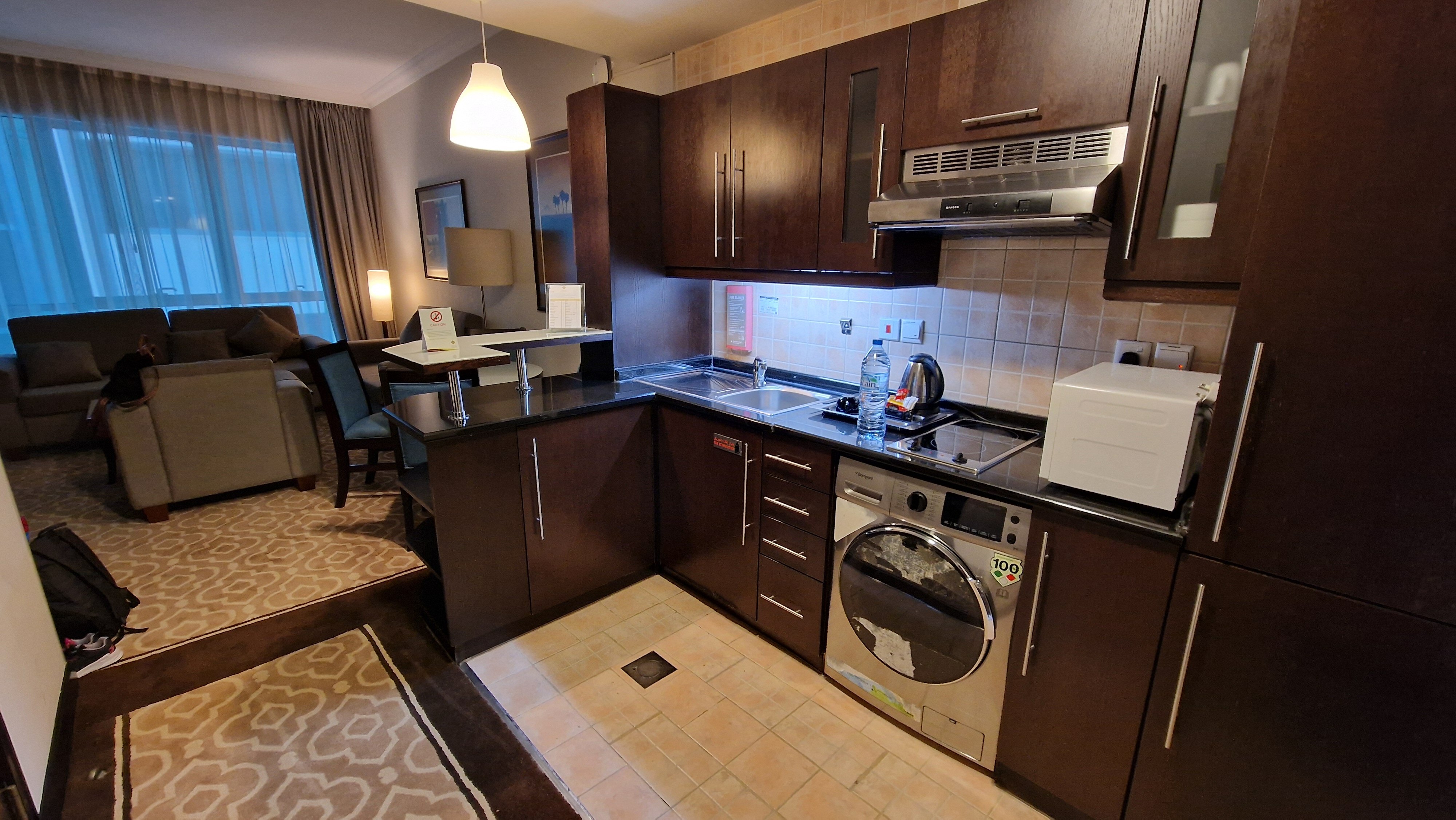 Фото Al Manzel Hotel Apartments